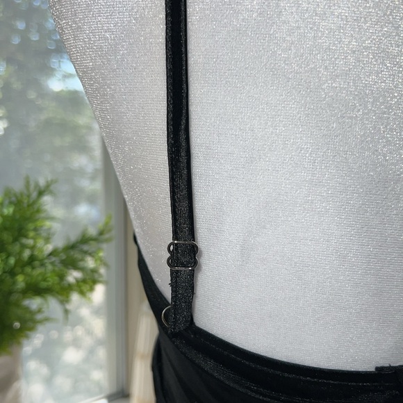 Silky Top - Picture 3 of 4